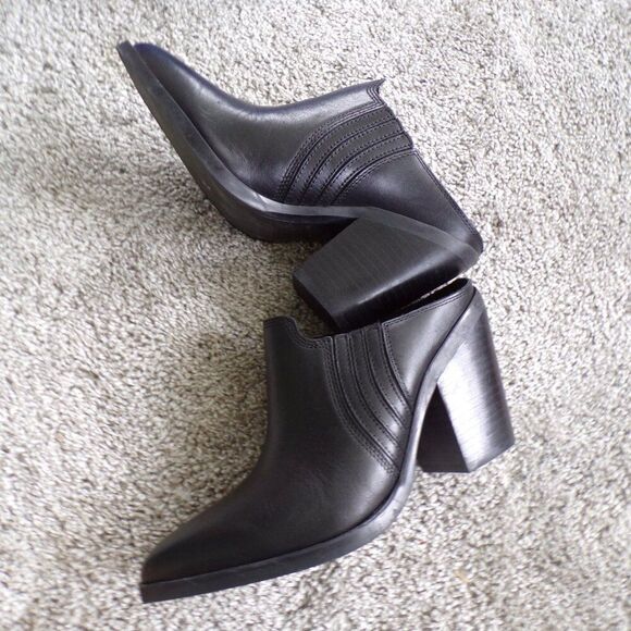 Marc Fisher leather booties 7 - Picture 5 of 9